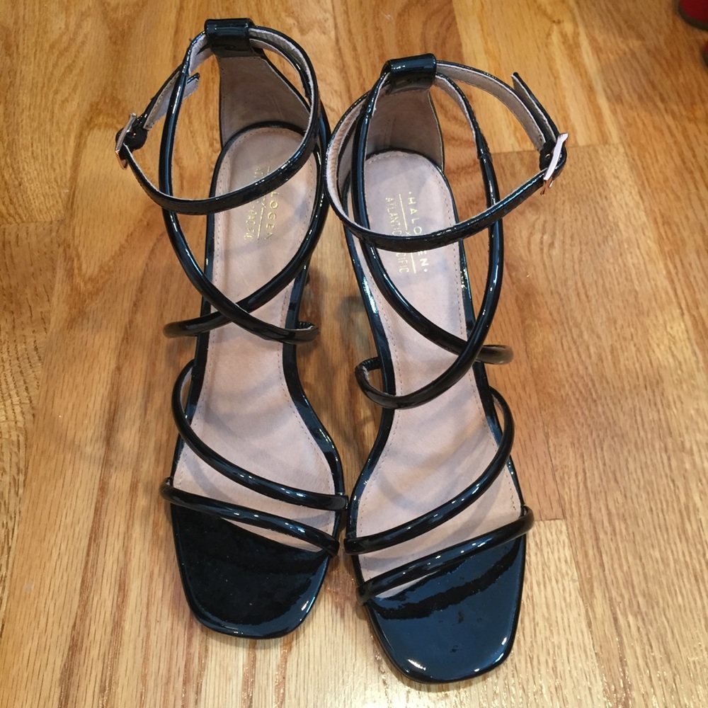 Halogen Leather Strappy Heels, 6M (new with tags)